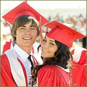 Quel est le nom du personnage qu'il incarne dans  High School Musical  ?