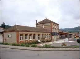 Quel est le nom des habitants de la commune de Belmont-de-la-Loire ?