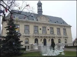 Je commence par la ville d'Aulnay-sous-Bois et ses habitants rpondant au nom de ...