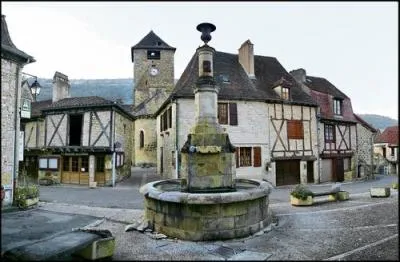 Entre Figeac et Gramat, vous y verrez des pigeonniers carrs, les tuiles ornent les toits de belles gentilhommires, la rivire lui a donn son nom, quel est ce village ?