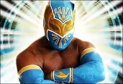 Quel pire ennemi de Sin Cara essaie de lui retirer son masque ?