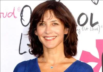 Sophie Marceau est une actrice qui est connue depuis qu'elle a 14 ans dans la Boom de Claude Pinoteau.