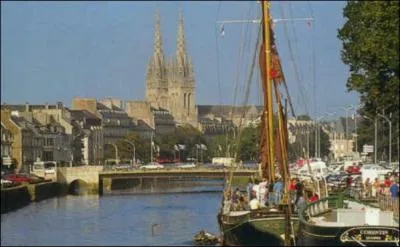 Quimper est le chef-lieu du dpartement du Finistre, qui porte le n :