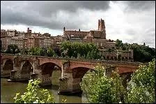 Je commence par une visite de la ville d'Albi, o les habitants se nomment les ...