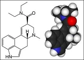 Ceci est la formule du LSD, sa formule brute est donc :