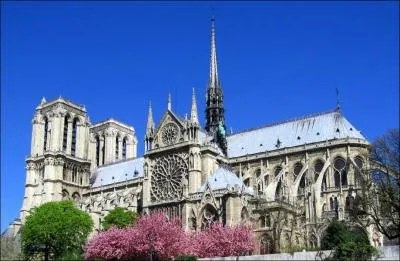 Cette cathdrale fte, en 2013, ses 850 ans. Comment s'appelle-t-elle ?