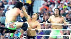 Pr-Show, Epico et Primo VS The Usos VS Justin Gabriel et Tyson Kidd, qui gagne ?