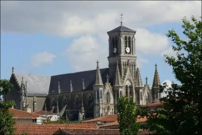 Dans quel dpartement est situe la ville de Cerizay ?