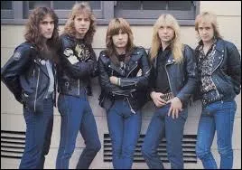 Lequel de ces albums ne fait pas partie de la discographie de Iron Maiden ?