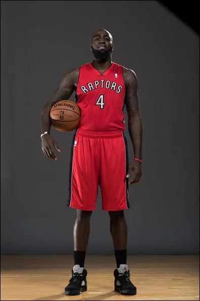 Qui est ce joueur des Raptors ?