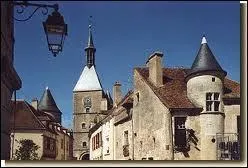 Je vais vous faire visiter la ville d'Avallon ( Yonne ), qui est chef-lieu ...