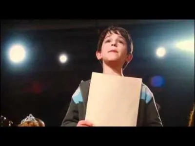 Greg Heffley a une belle voix : il chantait bien la chanson...