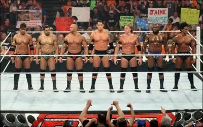 C'est parti pour cette premire partie consacre aux quipes rcentes. Quelle est cette quipe qui a sem la terreur  la WWE entre 2010 et 2011 ? (Compose de : Wade Barrett (leader), Justin Gabriel, Heath Slater, Darren Young, Skip Sheffield, Michael Tarver & David Otunga)