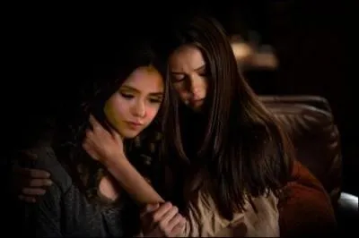 De qui Elena Gilbert est-elle le double ?