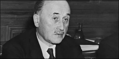 De quelle organisation Jean Monnet a-t-il été le secrétaire général en 1919 ?