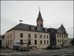 La commune d'Angevillers (rgion Lorraine) se situe dans le dpartement ...