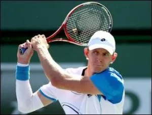 Kvin Anderson, le gant sud-africain de 2, 03 mtres, est actuellement class 20me joueur mondial  l'ATP. Quelle est sa meilleure performance en Grand Chelem ?