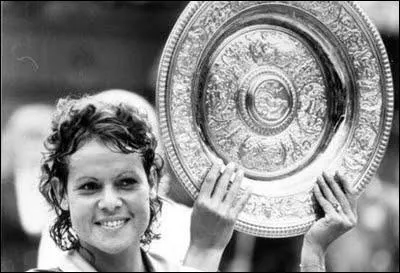 La jolie championne Evonne Goolagong n'a jamais gagn l'US Open, ayant toujours perdu en finale.