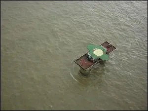 Quel est le plus petit pays du monde, reconnu comme tel internationalement ? Nous liminerons ainsi Sealand avec ses un  cinq habitants, et ce, mme si le pays possde une constitution, une princesse, un drapeau et une monnaie  l'effigie de sa princesse (la photo reprsente Sealand) ?