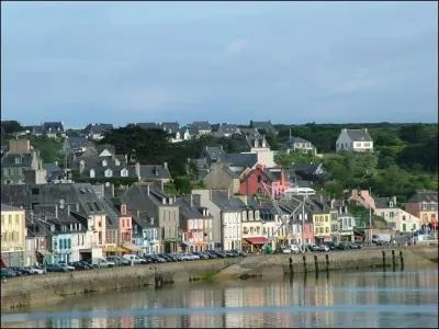 Quel peintre a ralis plusieurs tableaux du joli port de Camaret-sur-Mer ?