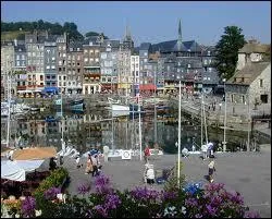 Partons  la dcouverte de la ville d'Honfleur qui se situe dans le dpartement ...