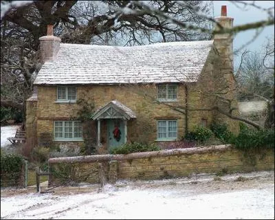 Il tait une fois un charmant cottage anglais, dans le Surrey, un peu avant Nol, dans lequel vivait ?