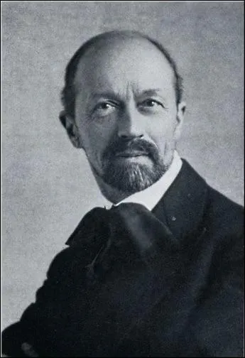 Ce compositeur est mort la mme anne que Ravel. Il a compos notamment  Le festin de l'araigne . De qui s'agit-il ?