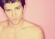 Quiz Keegan Allen