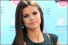 Quel ge a Selena Gomez (30 octobre 2013) ?