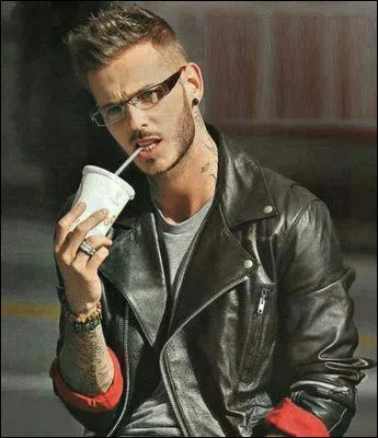 Comment s'appelle rellement M. Pokora ?