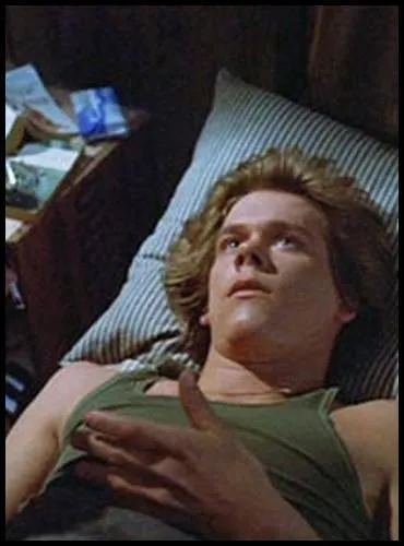 Kevin Bacon commence lgrement  se faire connaitre en 1980, quand il apparait parmi les victimes d'un trs clbre tueur en srie de cinma. Dans quel film tait-ce ?