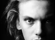 Quiz Jamie Campbell Bower