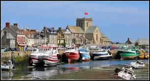 Nous commenons ce nouveau voyage par une visite de la ville de Barfleur. Cette commune bas-normande classe parmi les Plus Beaux Villages de France se situe dans le dpartement n ...