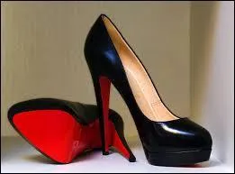 Quelle clbre marque fait la semelle de toutes ces chaussures en rouge ?