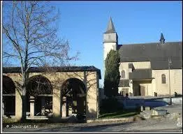 Nous commenons par une visite de la ville midi-pyrnenne d'Azereix. Nous serons dans le dpartement n ...