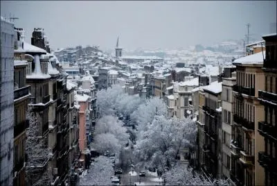 Il est tomb mercredi  Marseille et en Provence jusqu' 60 centimtres de neige. Un phnomne mto exceptionnel que la deuxime ville de France n'avait plus connu depuis...