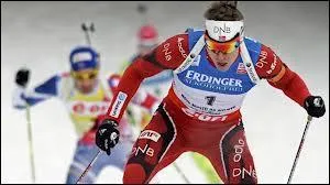 Le biathlon est un sport qui combine deux disciplines; quelles sont ces deux disciplines ?