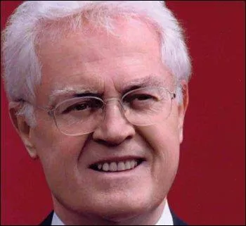 Lionel Jospin, ancien ministre de la Rpublique Franaise, a jou son propre rle dans un film chinois !