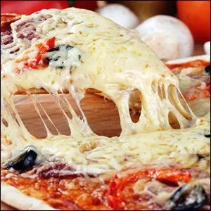 Je sens que je vais me rgaler avec cette pizza au fromage ! Pardon, que dites-vous, ce n'est pas du fromage, mais alors qu'est-ce-que c'est ?