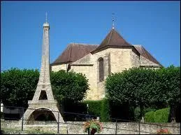 Nous ne sommes pas  Paris mais en Champagne-Ardenne. Pour voir cette Tour Eiffel, rendez-vous  Champsevraine, dans le dpartement ...