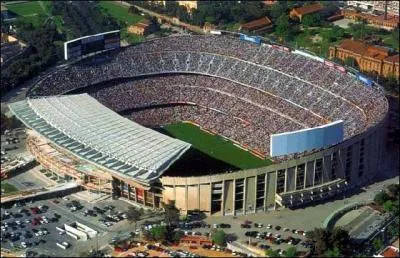 Quel club joue dans ce stade?