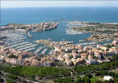  la perle noire  est le nom d'une ville de l'Hrault sur les bords de la mditerrane. Quelle est cette ville ?