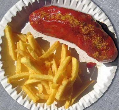 Dans quel pays peut-on manger la currywurst ?