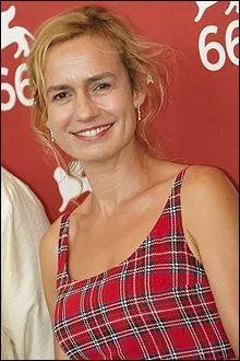 Dans quel film Sandrine Bonnaire a-t-elle jou ?