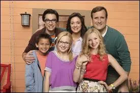 Quel est le nom de famille de Liv et Maddie ?