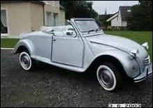 Voici une 2CV cabriolet. Quel est le nom de son kit ?