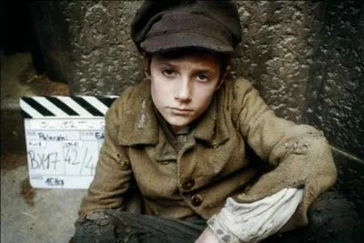 En 2005, il joue le rôle d'Oliver Twist dans un film de Roman Polanski. Qui est-ce ?