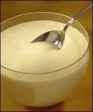 Quel aliment n'est pas présent dans la recette de la crème anglaise ?