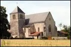 L'église fortifiée de Maulay a été durement touchée pendant la Seconde Guerre mondiale. Elle est réédifiée et inaugurée en 1962, grâce à l'aide des catholiques d'outre-Rhin. Où est-elle située ?