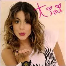 Quand Tini est-elle ne ?